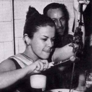 Rosamaria Murtinho Instagram - 79 anos da minha cantora favorita 🌹