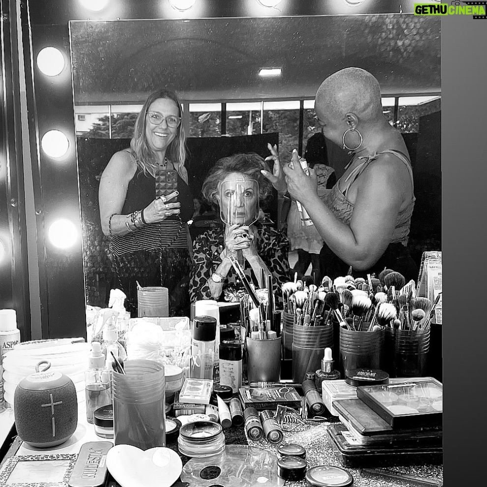 Rosamaria Murtinho Instagram - Work, work, work... 🎥
