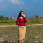 Rosangpuii Ralte Instagram - Top: @abbacy_official Puan: @zamzo_handloom Sur nasa emaii ni Kạn ti sa angg🤣 #zamzo #mizo #sundaytop #puan
