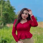 Rosangpuii Ralte Instagram - Top: @abbacy_official Puan: @zamzo_handloom Sur nasa emaii ni Kạn ti sa angg🤣 #zamzo #mizo #sundaytop #puan