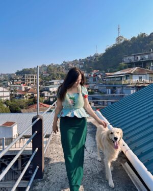 Rosangpuii Ralte Instagram - Wishful thinking 🥶
Top: @abbacy_official 
Puan: @zamzo_handloom