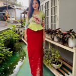 Rosangpuii Ralte Instagram - 👚 : @abbacy_official Puan : @j_and_a__collection Post nawn zing tha khawp mai🤣amak taktak ani,nidanga collaboration post leh tag vel thiam lutuk a ka buai ngai silo,ka tidik thei tawh miahlo