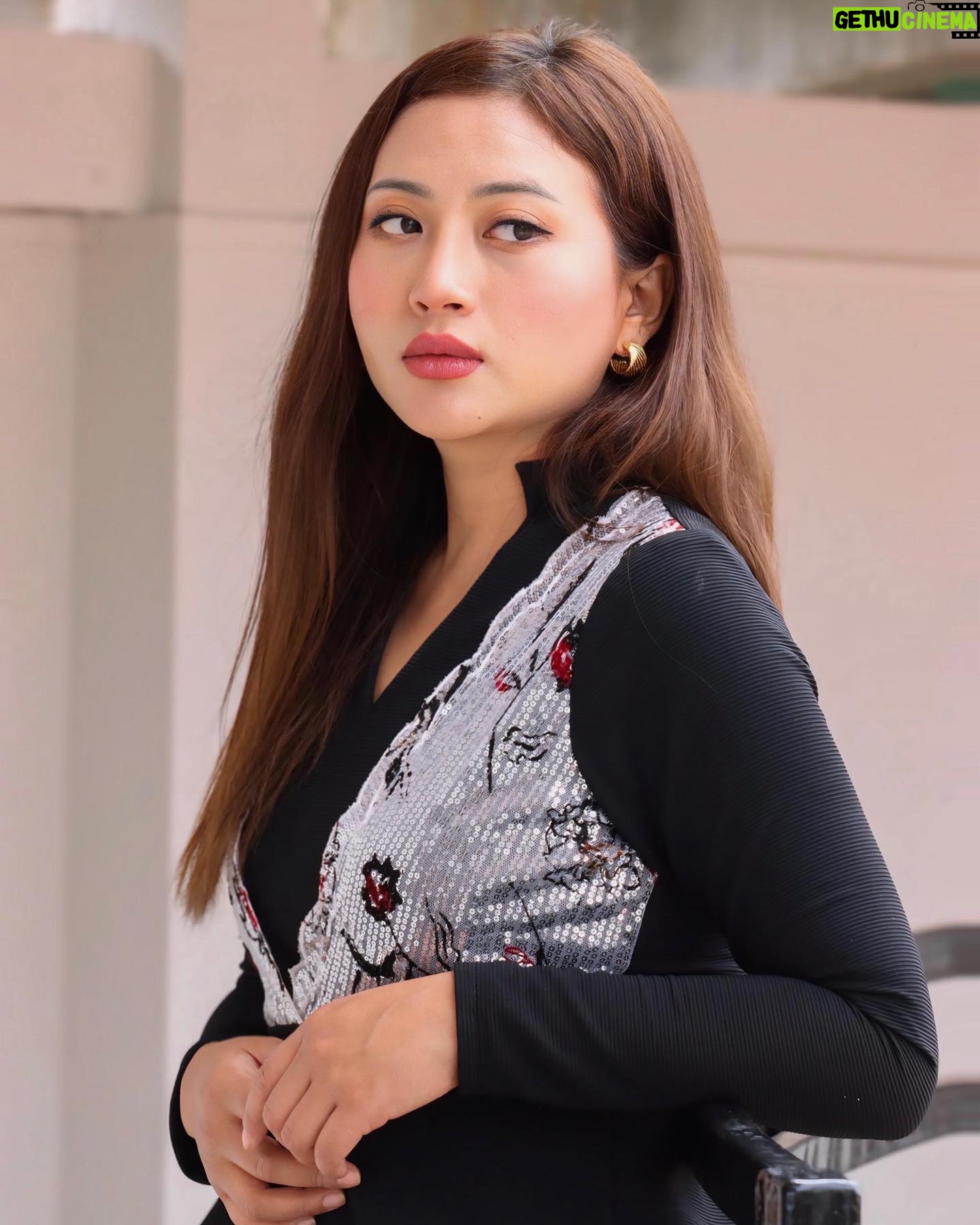 Rosangpuii Ralte Instagram - Tawngtaia ka beiseinain, Aw Lalpa, ka lo kal; Khawngaihna thuk i nih avangin, Lalpa, ka pan ngam che. Thawkrimte i chawlhtir dawn a, I lawmna chan fo beiseiin; I lallukhum chu khum turin, Ka lo kal hnai zel e. #goodfriday #blessed #savebygrace