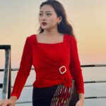 Rosangpuii Ralte Instagram - ♥️ Top: @abbacy_official Min rawn zawt tel sup sup siaa- ka hmui hnawih hi RINI HLONDO X BECKY ZOTE-shades 5 aww mawi turu💄💄