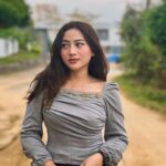 Rosangpuii Ralte Instagram - Top— @abbacy_official 🤍 Puan— @zamzo_handloom 💜