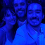 Rosanne Mulholland Instagram - Sobre esse casamento que abalou o Rio de Janeiro, sobre amor, sobre sonhos, sobre parceria.... sobre Carol e Frederico. Desejo todas as felicidades, força, sabedoria e crescimento nesse amor que está só começando. Cuidem-se! Que seja leve e que seja lindo!!! ❤️ Vestido: @dgaia Beleza: @makegonzovivi Styling: @garandrastyle