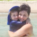 Rosanne Mulholland Instagram – Melhor abraço ❤️