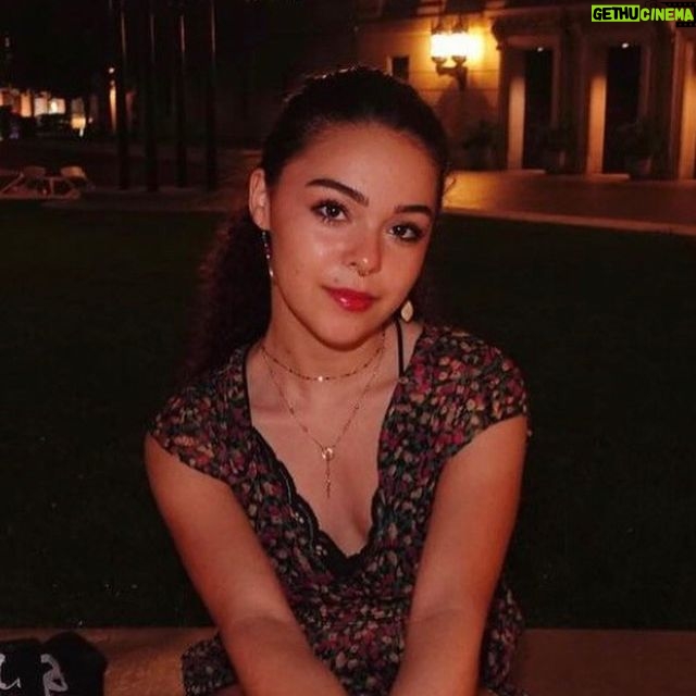 Rosario Prieto - 490 Likes - Esta belleza es mi Bisnieta @lia.alongi , que llega a sus 18 años de vida 🤗 Feliz cumpleaños 🎉🎈 !! Dios te bendiga 🙏🏻 Te Amo ..