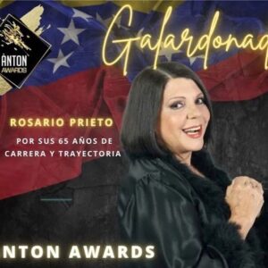 Rosario Prieto Instagram - Repost from @premiosanton
•
Por 65 años de Carrera y Trayectoria Premio a la primerísima actriz Rosario Prieto

@rosarioprietop 
@xaymond
Para ml es un honor recibir este reconocimiento. Mil gracias.! @premiosanton