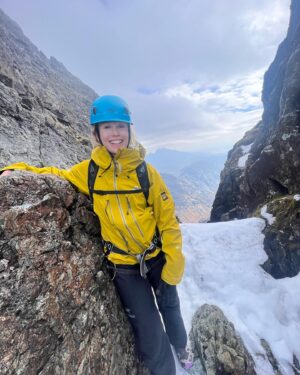 Rose Reynolds Instagram - Sent my first proper Munro with John and Sarah!!
Scrambling scree, technical mini climbs and traverses to lunch at the summit. Wild. 💚