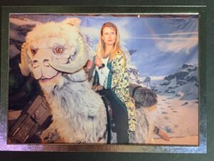 Rose Reynolds Instagram - HOTH to trot!