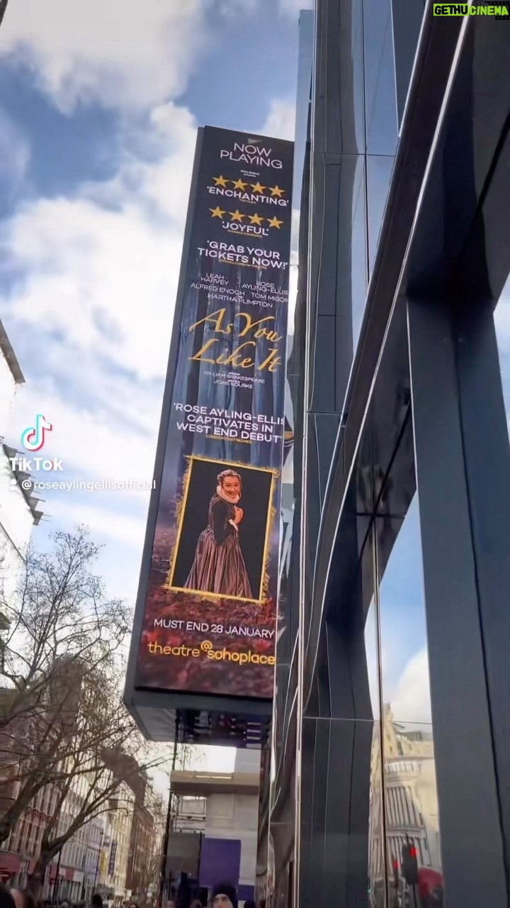 Rose Ayling-Ellis Instagram - A day in the life as you like it 🎭 @sohoplace