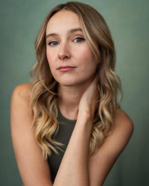 Rose Ayling-Ellis Instagram - Hello everyone, here is my acting headshot 😅 
I'm so happy to update my headshot finally after 5 years since my last one, and @yellowbellyphoto did a fantastic job. Thank you! 💛