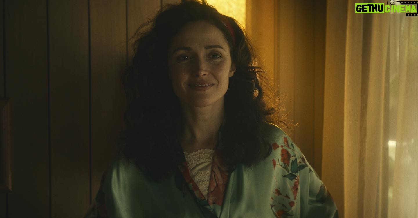 Rose Byrne - 9.1K Likes - s💜h💜e💜i💜l💜a
@appletvplus #physical 💗episode 4 now streaming 💗