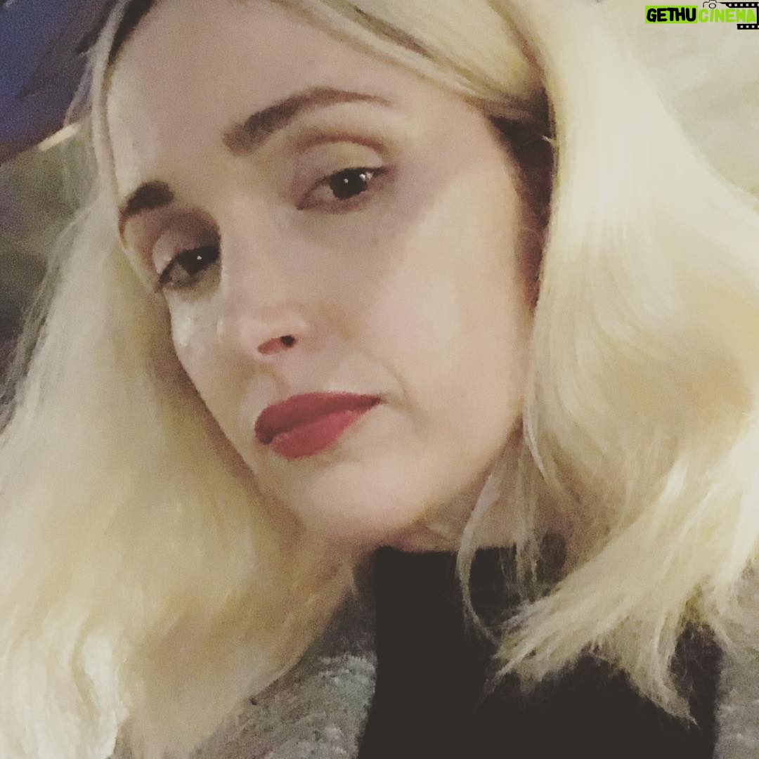 Rose Byrne - 11.9K Likes - 😘😘 @lenaott 🙍🏼♀️