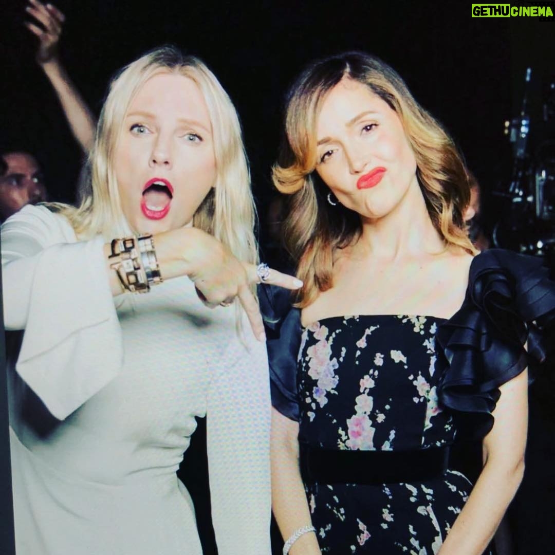 Rose Byrne - 9.5K Likes - this one ☝🏼 ❤️ my EIC #bosslady
