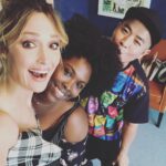 Rose Byrne Instagram - these cuties 😍 make up hair dream team 👌🏼💯