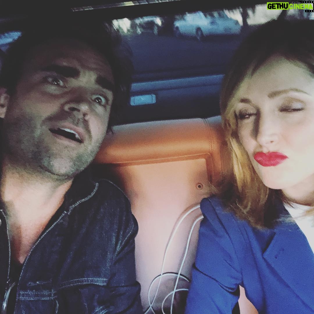 Rose Byrne Instagram - crushing the selfie with bro @george_byrne ☝🏼