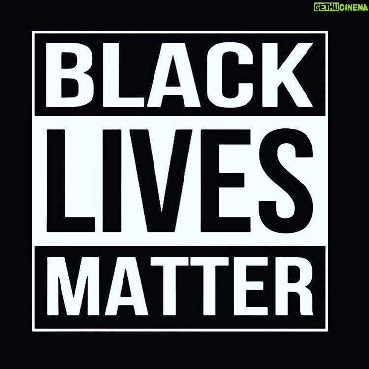 Rose Byrne - 13.1K Likes - #blackouttuesday please donate to @blklivesmatter