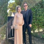 Rose McIver Instagram – Mum and dad went out ❤️ Huge congrats to Anatomy of a Fall, it was an honor to present Justine Triet the much deserved win! ❤️ @goldenglobes @cbstv