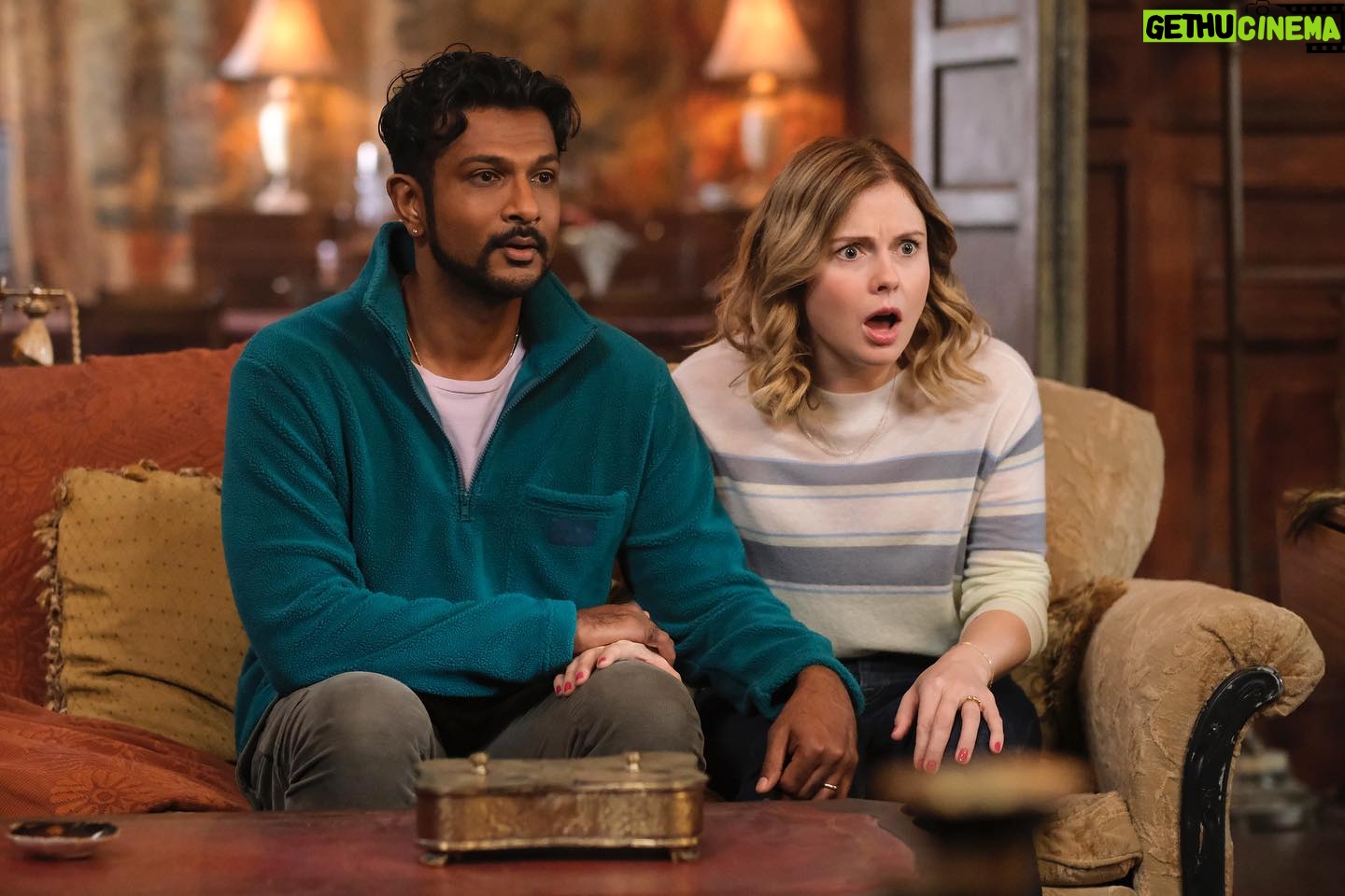 Rose McIver Instagram - Tonight! Some verrrrrrrry special guests at Woodstone Mansion. 👻 📺