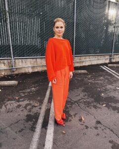 Rose McIver Instagram - Press with pals 👻