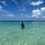 Rose Williams Instagram – The sound of coquís the taste of mofongo on sacred land in sweet waters. I 🫶🇵🇷