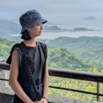 Rose Yu Instagram - 好久沒有來九份了😊 天氣真的很舒服，太陽不會太大又有一點點微風，一路上也吃到了好多好吃的小吃！！ 油蔥粿涼涼的吃真的超舒服的！ 福州丸的內餡也好好吃，但是燙到舌頭了😆