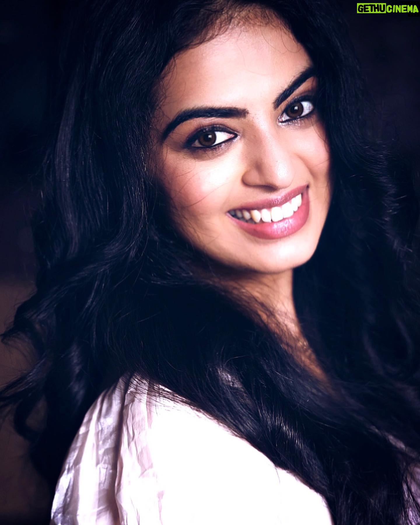 Roshni Sahota - 1.4K Likes - Perfectly Imperfect š
Makeup: @rinki_glamour_burst
Click: @ranjitpawar11
#roshnisahota #smile #virgo