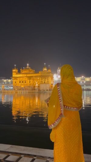 Roshni Sahota Instagram - Darbar sahib 

#grateful #thankyou #amritsar #goldentemple #darbarsahib #golden #punjab #punjabisuits