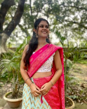 Roshni Singh Instagram - 🌸🐷