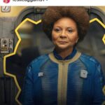 Rosie O'Donnell Instagram - bumped into the lovely @leslieuggams1 on 57th street looking beautiful- watch her on @fallout - a great series #nyc ❤️❤️❤️