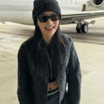 Rosina Lin Instagram – 忙完自己工作，再陪家人工作，順便當休個假，馬上再進入忘我創作狀態，我很期待…🦹 #黑色月光