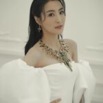 Rosina Lin Instagram - 🤍🤍🤍 Jewellery： @chowtaifookjewellery #周大福 make up： @kongchungping hair： @seikosinhair @hairculturehk