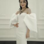 Rosina Lin Instagram - 🤍🤍🤍 Jewellery： @chowtaifookjewellery #周大福 make up： @kongchungping hair： @seikosinhair @hairculturehk