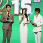 Rosina Lin Instagram – 香港環境卓越大獎 15 周年生日快樂！💕
好高興成為今年香港環境卓越大獎15 周年的宣傳大使！今日好開心可以見證咁多機構獲得獎項，同埋向大家分享我嘅綠色生活習慣，例如自備購物袋、水樽等等，希望大家可以一齊改變生活習慣，為環境出一分力。香港環境卓越大獎喺呢 15 年以黎，一直推動企業將綠色概念實踐喺公司日常運作，做到環保以及節省地球資源。最終令市民大眾受
惠，所以大家記得要多多支持一眾得獎企業呀！💪🏻🙌🏻
#香港環境卓越大獎2022 #香港環境卓越大獎15周年生日快樂 #環境運動委員會 #HongKongAwardsforEnvironmentalExcellence2022 #環保 #15thAniversary #HKECE #2050碳中和
