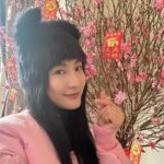 Rosina Lin Instagram – 大年初一恭喜大家發財，身體健康！萬事如意～龍年行大運！ ❤️🧧 

#大年初一 
#ambush #ootd