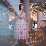 Rosita Kwok Instagram - It can be a dull tree. It could be the wind of freedom. 💨 Wardrobe @pretadress @selfportrait_hongkong @mrselfportrait Thank you for the pretty dress 🙌🏻