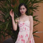 Rosita Kwok Instagram - It can be a dull tree. It could be the wind of freedom. 💨 Wardrobe @pretadress @selfportrait_hongkong @mrselfportrait Thank you for the pretty dress 🙌🏻