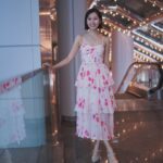 Rosita Kwok Instagram – It can be a dull tree. It could be the wind of freedom. 💨

Wardrobe @pretadress @selfportrait_hongkong @mrselfportrait 
Thank you for the pretty dress 🙌🏻
