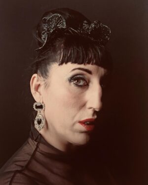 Rossy de Palma Instagram - BonVoyage Maître Pierre Gonnord 🤍 Merci por Ton Tres Pertinant e Indispensable Regard rempli de Vérité et d’Humanité 🙏🏽 C’était un Vrai Honneur te regardé à mon tour derrière ta magique 📷 QueLaTerreTeSoitLegere 1963-2024 
“La intimidad de los demás es impenetrable. El retrato de una persona no es la persona. Poderoso, votivo y chamánico como un talismán, el retrato crece inmediatamente, se transfigura y se multiplica al infinito ante nuestra mirada para recuperar la vertiente misteriosa y sensible del hombre, la conciencia de nuestro capital espiritual” #pierregonnord