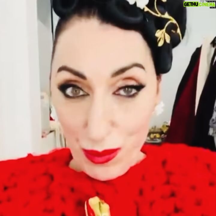 Rossy de Palma Instagram - Love @loewe RedCocoonCape by @jonathan.anderson & @andresgallardofficial CeramicFlowerJewelry together 🌹styled by @gabriella.norberg x @tarekmawad shooting for @hube.magazine by @ayafujitamakeup & @hikageyumiko thanks my Dears @safemgmt #rossydepalmapics