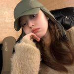 Rothy Instagram - 난 또 작업실 . 불태워부려 🔥