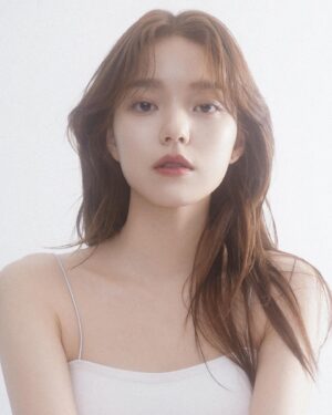 Rothy Instagram - New Profile✨ 

Photo by @yonilightz 
Hair & Make up by @bora.kinn