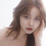 Rothy Instagram - New Profile✨ Photo by @yonilightz Hair & Make up by @bora.kinn