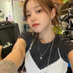 Rothy Instagram - ✨ 사진 골라달라 했는데 다 올리기 (답정너) 나 뭐했게 🙊💙