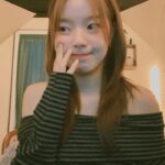 Rothy Instagram - 블루밍 나어때..?