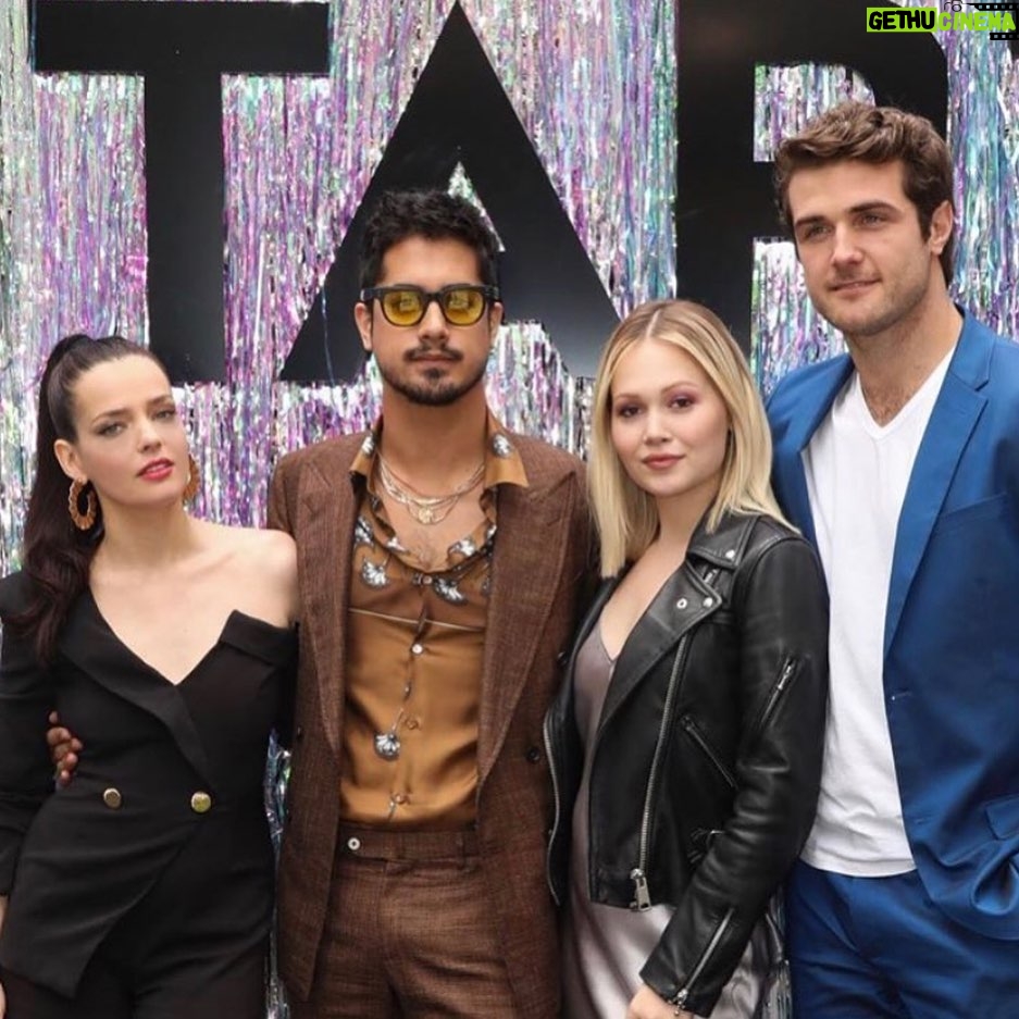 Roxane Mesquida - 3.1K Likes - FYC Emmy event @nowapocalypse with @jogia @kelliberglund @beau_mirchoff and #greggaraki Special thanks to @philippeuter best #stylist ever 💗💗💗 my awesome friend #makeup artist @amynadinemakeup and #haitstylist @ianjameshair So lucky to have this wonderful team on a very special day 💜