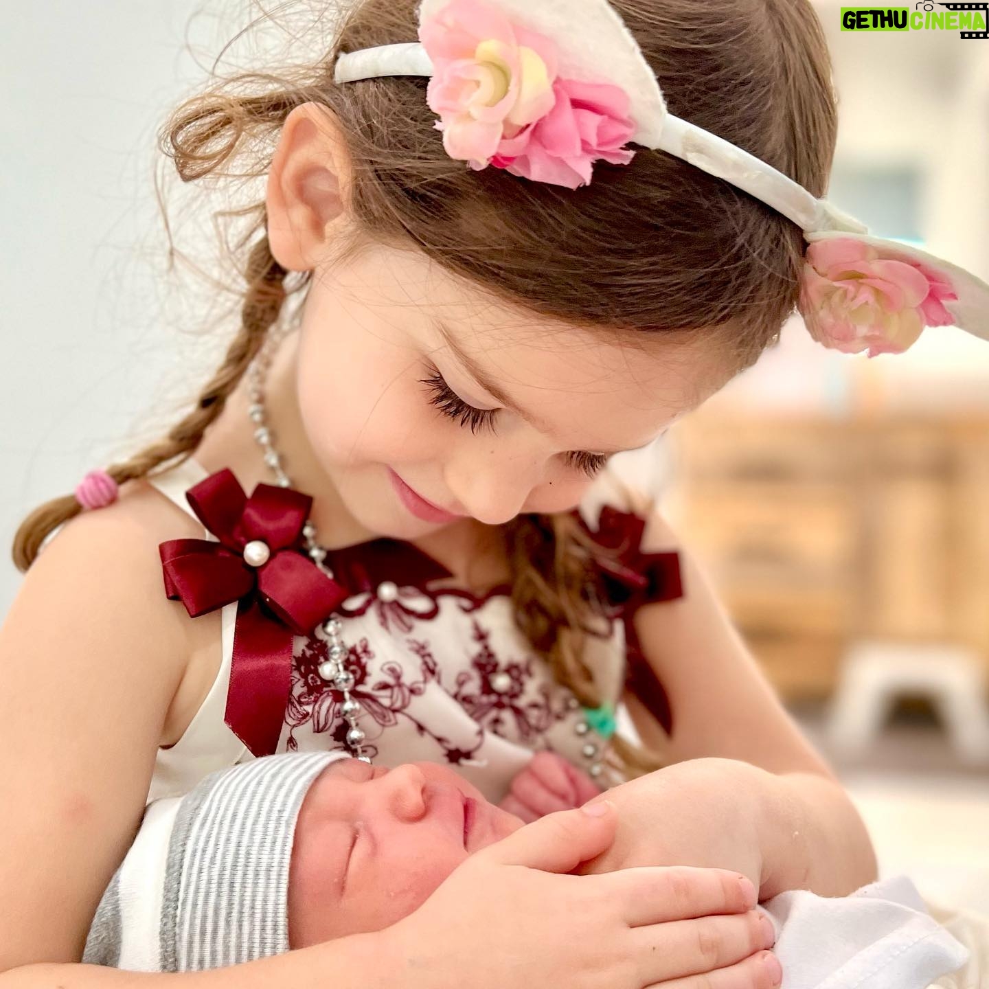 Roxane Mesquida - 2.6K Likes - Lilya’s little brother was born yesterday 💜 #babylou #lilya4ever