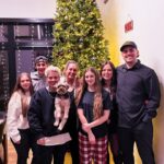 Roxane Bruneau Instagram – Joyeux Noël tout l’monde 🎄

De la famille Bruneau, Lefort, Trépanier ❤️
